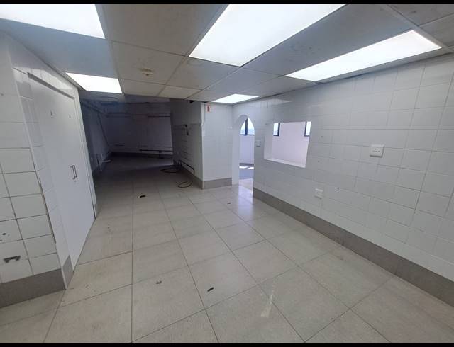 210M² BUSINESS CENTRE TO LET IN SUNNINGDALE